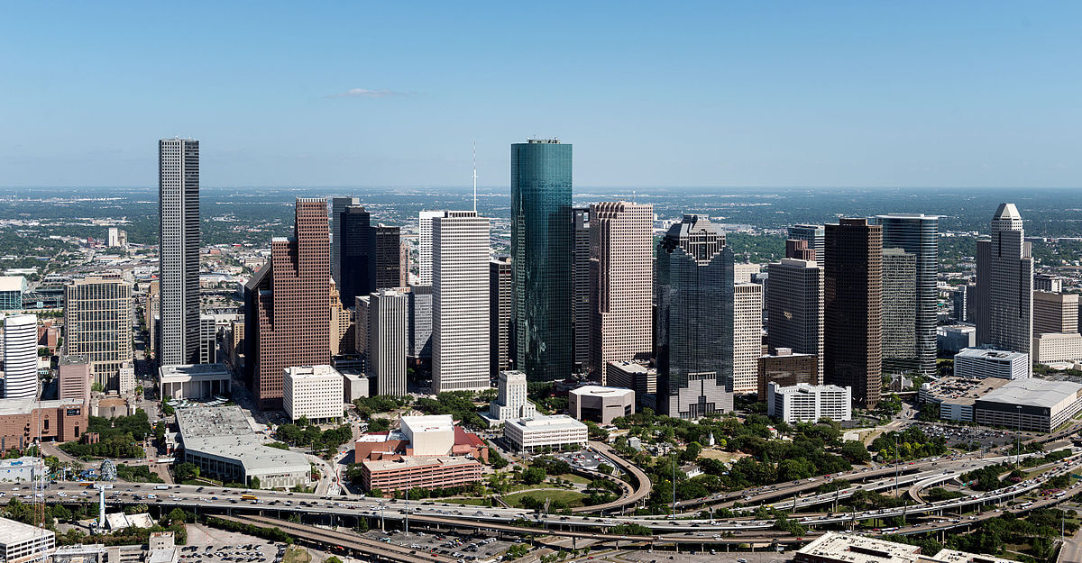Houston Arbitration Lawyers Desk